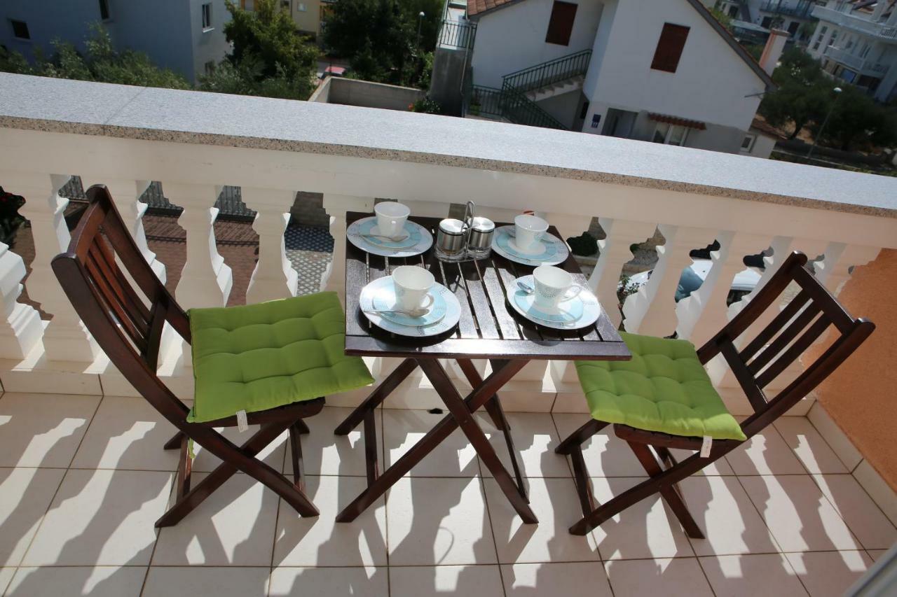 Villa Marica Vodice Eksteriør bilde
